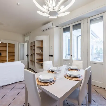 Donizetti Nel Cuore Del Centro Di Апартаменти *